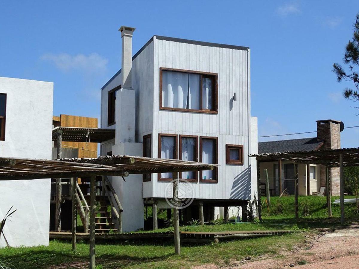 Casas Sadhana Punta Del Diablo Esterno foto