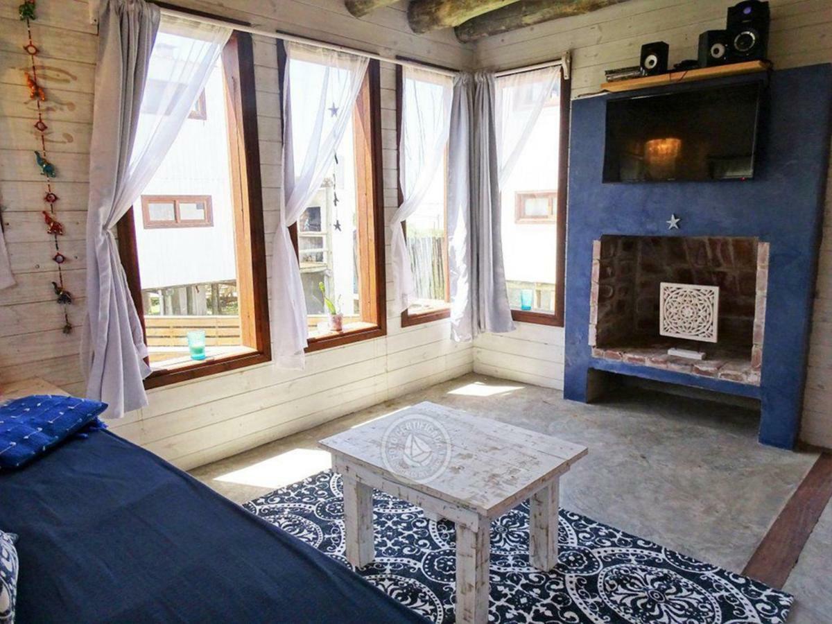 Casas Sadhana Punta Del Diablo Esterno foto